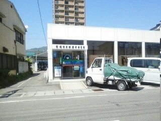 【周辺】 愛媛信用金庫様まで390m
