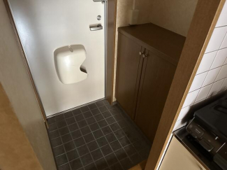 東温市志津川のマンションの画像