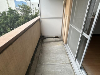 東温市志津川のマンションの画像