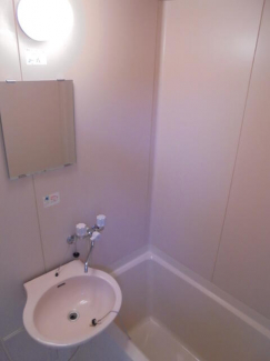 松山市和泉北2丁目のマンションの画像