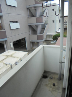 松山市和泉北2丁目のマンションの画像