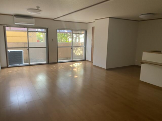 東温市志津川のマンションの画像