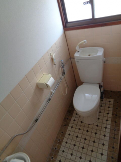 松前町鶴吉借家の画像