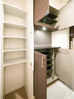 【玄関】 沢山収納できそうですね♪