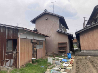 【外観】 裏側から見た外観です