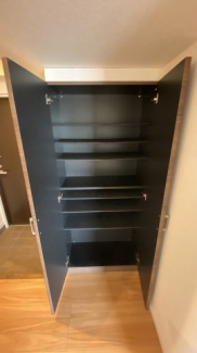 【収納】 【収納】