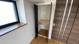 【収納】 【収納】