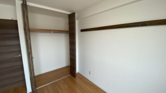 【収納】 【収納】