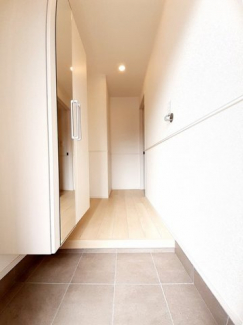 【玄関】 シンプルで使いやすい玄関です