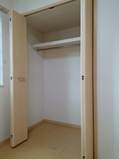 【収納】 小物を収納するのに便利です