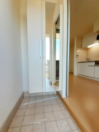 【玄関】 毎日通る玄関はこちらです