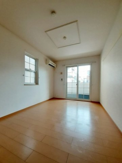 【内装】 過ごしやすい室内です