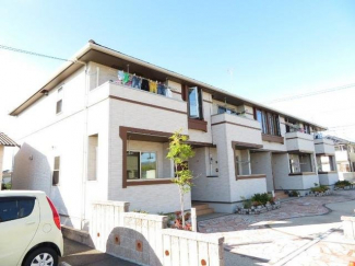 【外観】 落ち着いた雰囲気の外観です