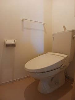 【トイレ】 シンプルで使いやすいトイレです