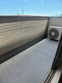 【バルコニー】 広々としたバルコニーです