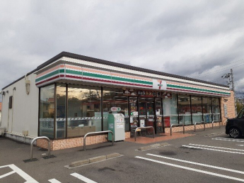 【周辺】 セブンイレブン古三津3丁目店様まで500m