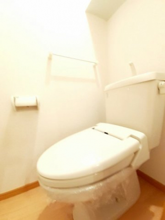 【トイレ】 シンプルで使いやすいトイレです