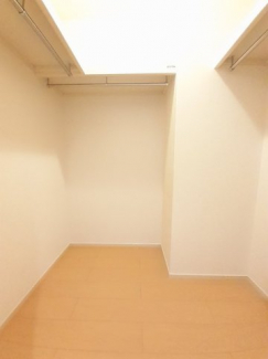 【収納】 こまごまとしたものを収納できそうですね