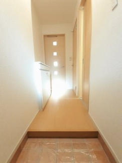 【玄関】 毎日通る玄関はこちらです