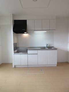 【キッチン】 キッチンでお料理をお楽しみください