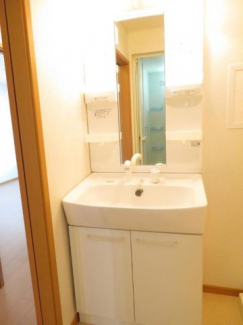 【洗面所】 洗面所です