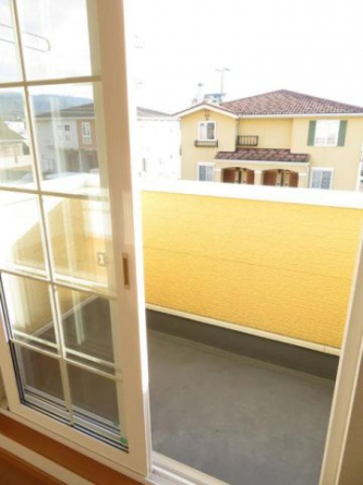 【バルコニー】 広々としたバルコニーです