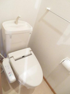 【トイレ】 ゆったりとした空間のトイレです