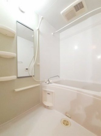 【風呂】 日々の疲れを癒すお風呂付です