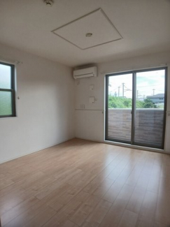 【内装】 過ごしやすい室内です