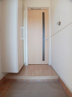 【玄関】 ゆったりとした玄関です