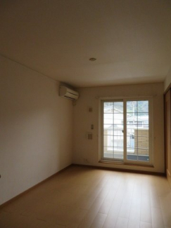 【居間・リビング】 居間です