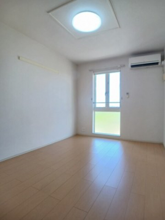 【内装】 内装もきれいです