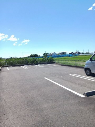 【駐車場】 駐車場があります