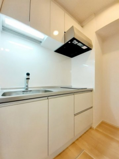 【キッチン】 キッチンでお料理をお楽しみください