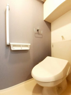 【トイレ】 シンプルで使いやすいトイレです