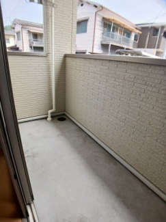 【バルコニー】 バルコニーからの眺めを楽しみながら食事をしませんか