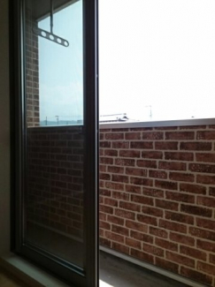 【バルコニー】 バルコニーからの眺めを楽しみながら食事をしませんか