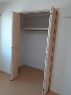 【収納】 【収納】