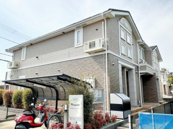 【外観】 建物外観を気になさる方へ、見た目の良い物件です