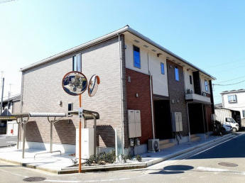 【外観】 外観もきれいです