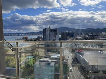 【展望】 ベランダからの眺望、琵琶湖や大津市街が見渡せます