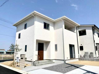 塗り壁で印象派柔らかく優しいイメージへ!