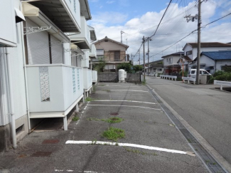 駐車場１台込み！