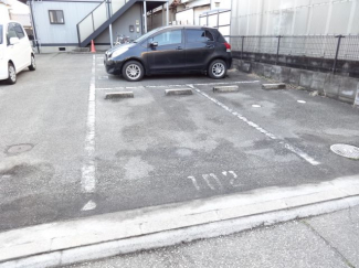 駐車場１台込み！