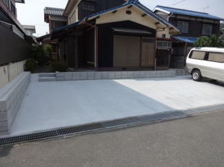 駐車場２台付！