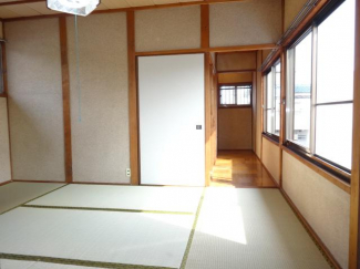 日当良好！2階和室６帖！