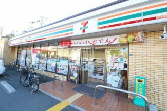 セブンイレブン豊中上新田４丁目店まで454m