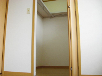 小物を収納するのに便利です