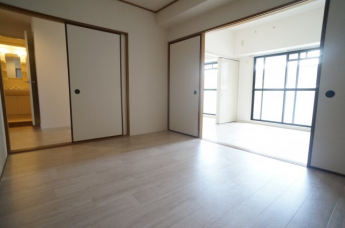 和室を洋室に変更しました