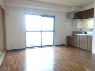 【居間・リビング】